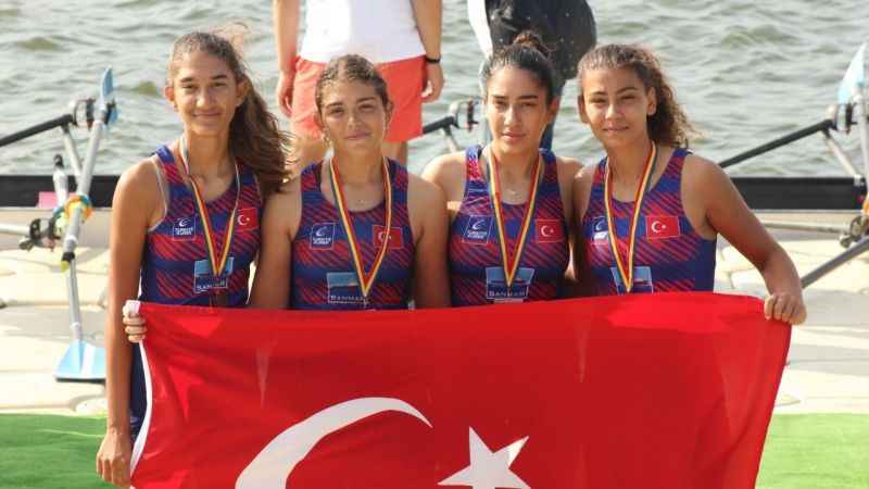 Kürek Milli Takımı'ndan 16 madalya Kürek Milli Takımı'ndan 16 madalya