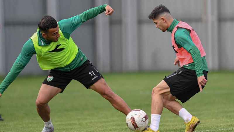 Bursaspor, çabukluk ve dayanıklılık çalıştı Bursaspor, çabukluk ve dayanıklılık çalıştı