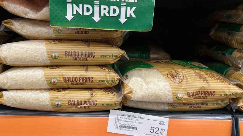 Vatandaş Tarım Kredi marketlerindeki pahalılıktan şikayetçi Vatandaş Tarım Kredi marketlerindeki pahalılıktan şikayetçi