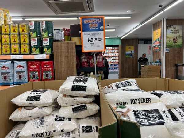 Vatandaş Tarım Kredi marketlerindeki pahalılıktan şikayetçi Vatandaş Tarım Kredi marketlerindeki pahalılıktan şikayetçi