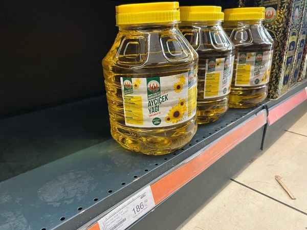 Vatandaş Tarım Kredi marketlerindeki pahalılıktan şikayetçi Vatandaş Tarım Kredi marketlerindeki pahalılıktan şikayetçi