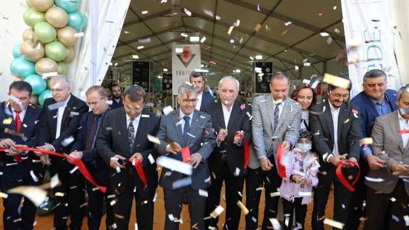 Niğde 6. Kitap Fuarı okurlara kapılarını açtı Niğde 6. Kitap Fuarı okurlara kapılarını açtı