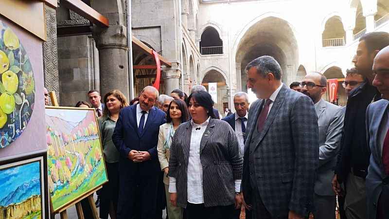 Türkiye ve Azerbaycan Dostluğu, Erzurum'da Sergilendi Türkiye ve Azerbaycan Dostluğu, Erzurum'da Sergilendi