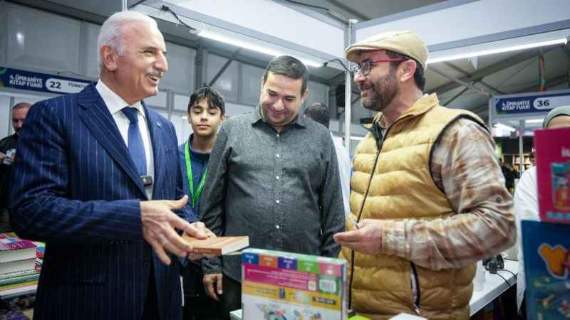 4. Ümraniye Kitap Fuarı'nda Filistin kitaplığı 4. Ümraniye Kitap Fuarı'nda Filistin kitaplığı