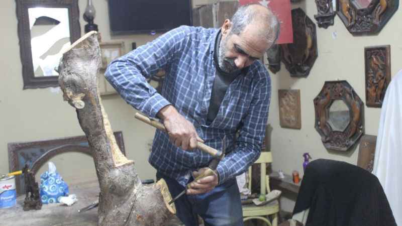 Ahşapları birer sanat eserine dönüştürüyor