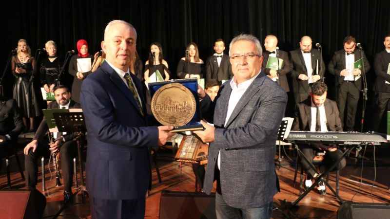 Öğretmenler Günü konseri Gazzeli annelere ithaf edildi Öğretmenler Günü konseri Gazzeli annelere ithaf edildi