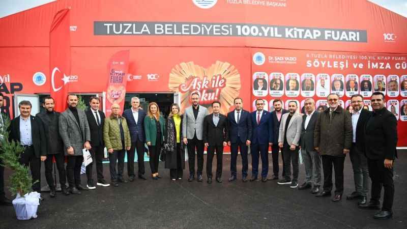 Tuzla 6'ıncı Kitap Fuarı 'Aşk ile oku' temasıyla başladı Tuzla 6'ıncı Kitap Fuarı 'Aşk ile oku' temasıyla başladı