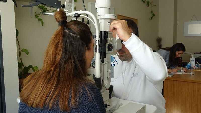 Kar yağışı olduğunda güneş gözlüğü kullanılmalı Kar yağışı olduğunda güneş gözlüğü kullanılmalı