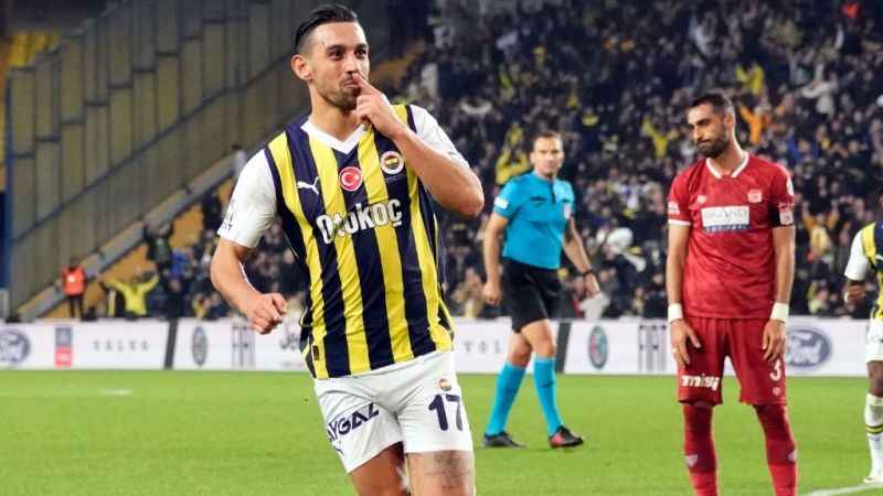 İrfan Can Kahveci, 10. golüne imza attı İrfan Can Kahveci, 10. golüne imza attı
