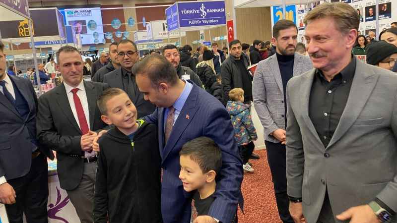 Bahçelievler'de 2’inci Ulusal Kitap Fuarı açıldı Bahçelievler'de 2’inci Ulusal Kitap Fuarı açıldı