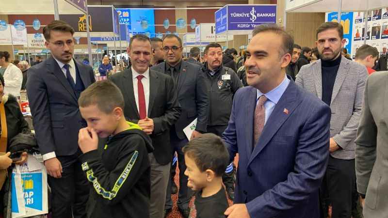 Bahçelievler'de 2’inci Ulusal Kitap Fuarı açıldı Bahçelievler'de 2’inci Ulusal Kitap Fuarı açıldı