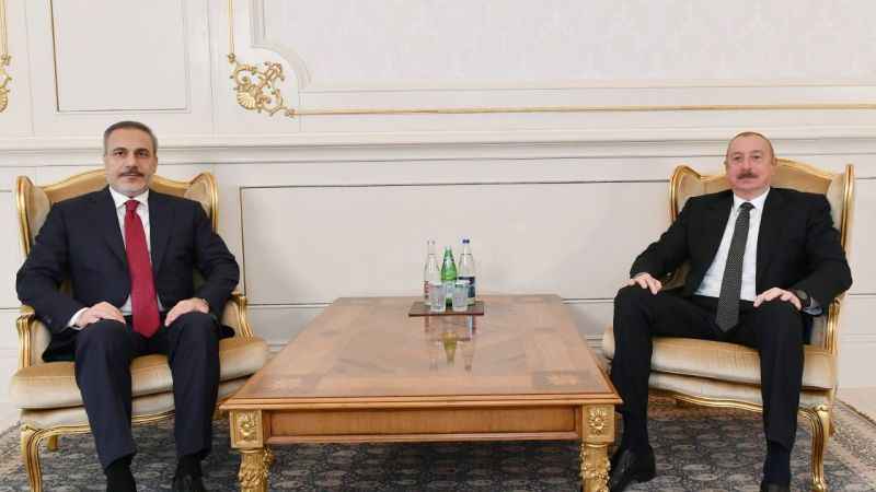 Dışişleri Bakanı Fidan, Azerbaycan Cumhurbaşkanı Aliyev ile görüştü Dışişleri Bakanı Fidan, Azerbaycan Cumhurbaşkanı Aliyev ile görüştü