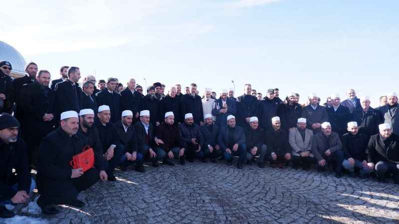Erzurum’un 500 yıllık kadim geleneği dualarla başladı Erzurum’un 500 yıllık kadim geleneği dualarla başladı