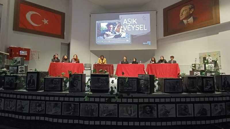 Aşık Veysel vefatının 50. yılında Kütahya'da anıldı Aşık Veysel vefatının 50. yılında Kütahya'da anıldı