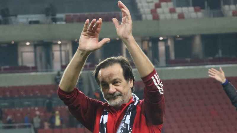 Yusuf Şimşek, üç maçta Altay'da 4 teknik direktörden daha fazla puan topladı