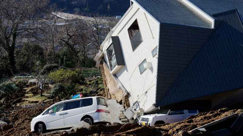 Japonya depreminde 48 kişi hayatını kaybetti Japonya depreminde 48 kişi hayatını kaybetti