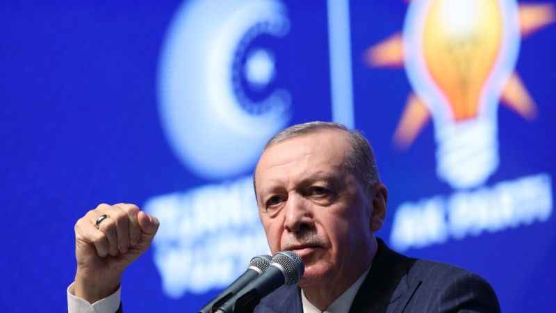 Cumhurbaşkanı Erdoğan: “Özgür efendiyi özgürleştireceğiz” Cumhurbaşkanı Erdoğan: “Özgür efendiyi özgürleştireceğiz”
