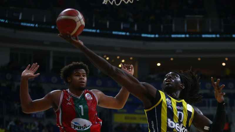 P. Karşıyaka, Fenerbahçe karşısında mağlup  P. Karşıyaka, Fenerbahçe karşısında mağlup