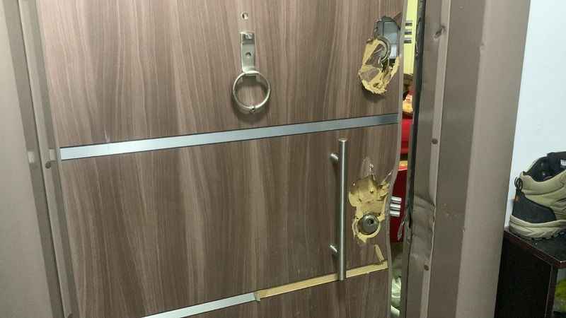 Bileğini kestiği fotoğrafı yollayınca polis harekete geçti Bileğini kestiği fotoğrafı yollayınca polis harekete geçti