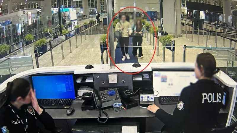 Mısır’a kaçan Yazar Eylem Tok ve oğlu için yakalama kararı Mısır’a kaçan Yazar Eylem Tok ve oğlu için yakalama kararı