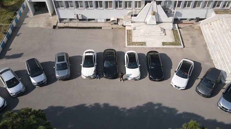 Kuzenler yakayı ele verdi! Kuzenler yakayı ele verdi!