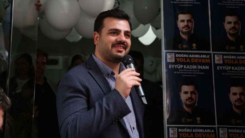 Kılıçdaroğlu’nun İzmir mitingine ‘İnce’ gönderme Kılıçdaroğlu’nun İzmir mitingine ‘İnce’ gönderme