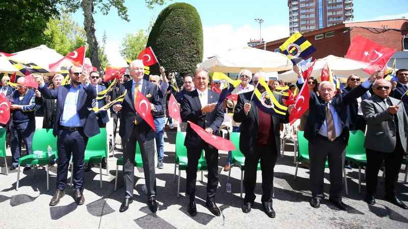 Fenerbahçe 116. kuruluş yıl dönümünü kutladı Fenerbahçe 116. kuruluş yıl dönümünü kutladı