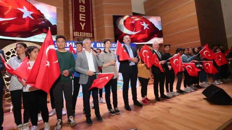 Öğrencilere TOGG sürprizi Öğrencilere TOGG sürprizi