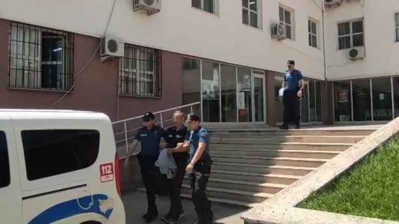 FETÖ’den aranan Albay, kaçış planı yaparken yakalandı FETÖ’den aranan Albay, kaçış planı yaparken yakalandı