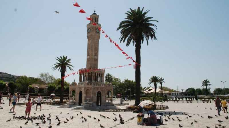 İzmir’e kavurucu sıcaklar geliyor İzmir’e kavurucu sıcaklar geliyor