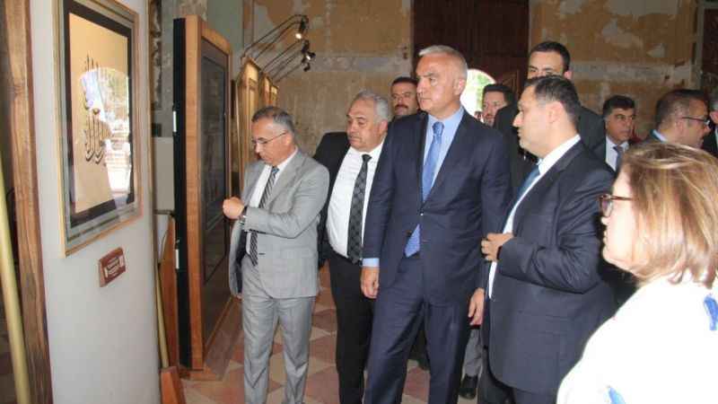 Bakan Ersoy, Kelime-i Tevhid Hat Sergisi'ni gezdi Bakan Ersoy, Kelime-i Tevhid Hat Sergisi'ni gezdi