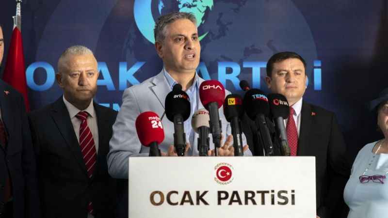 İYİ Parti’den istifa eden Çankaya İlçe Başkan Yardımcıları, Ocak Partisi’ne katıldı İYİ Parti’den istifa eden Çankaya İlçe Başkan Yardımcıları, Ocak Partisi’ne katıldı