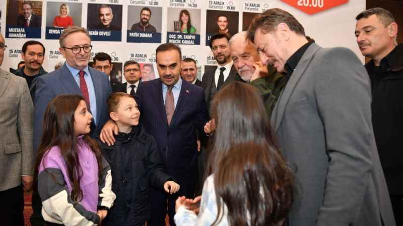 Bahçelievler 2. Ulusal Kitap Fuarı'na rekor ziyaretçi Bahçelievler 2. Ulusal Kitap Fuarı'na rekor ziyaretçi