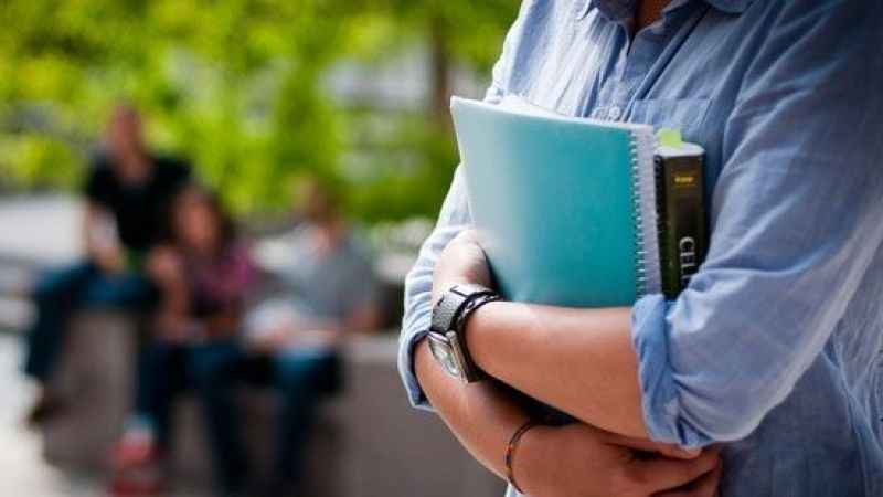 Öğrencilerin merakla beklediği burs ve kredi başvuru sonuçları açıklandı Öğrencilerin merakla beklediği burs ve kredi başvuru sonuçları açıklandı