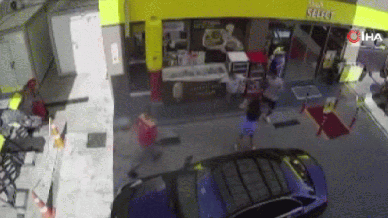 Beşiktaşlı Futbolcu Emrecan Uzunhan’ı darp eden şüpheli tutuklandı Beşiktaşlı Futbolcu Emrecan Uzunhan’ı darp eden şüpheli tutuklandı