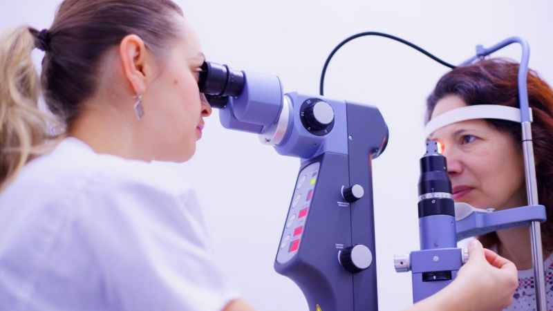 Dijital göz yorgunluğuna dikkat! Dijital göz yorgunluğuna dikkat!