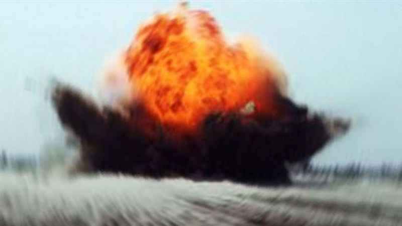 Karabağ'da olay yerine giden polis aracının geçişi sırasında mayın patladı: 4 ölü Karabağ'da olay yerine giden polis aracının geçişi sırasında mayın patladı: 4 ölü