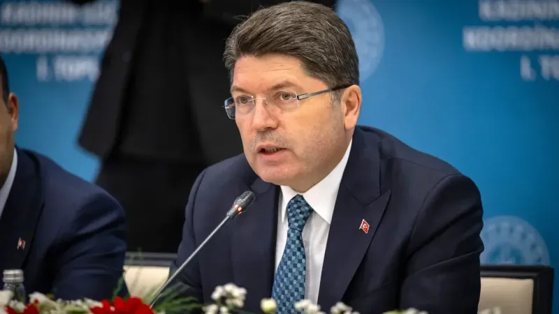 Bakan Tunç: "Adalet Bakanlığı olarak toplam 5 bin personel alımı yapacağız" Bakan Tunç: "Adalet Bakanlığı olarak toplam 5 bin personel alımı yapacağız"