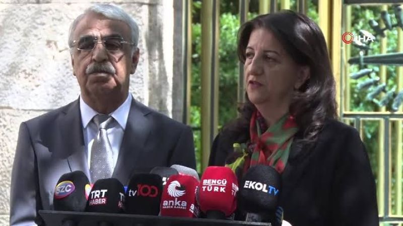 DEM Parti İmralı Heyeti, Öcalan’la görüştü DEM Parti İmralı Heyeti, Öcalan’la görüştü