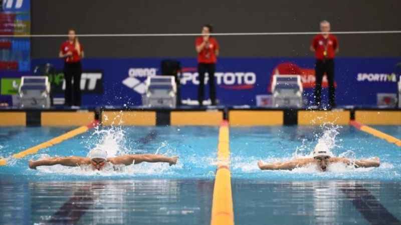 Körfezli genç yüzücüden milli derece