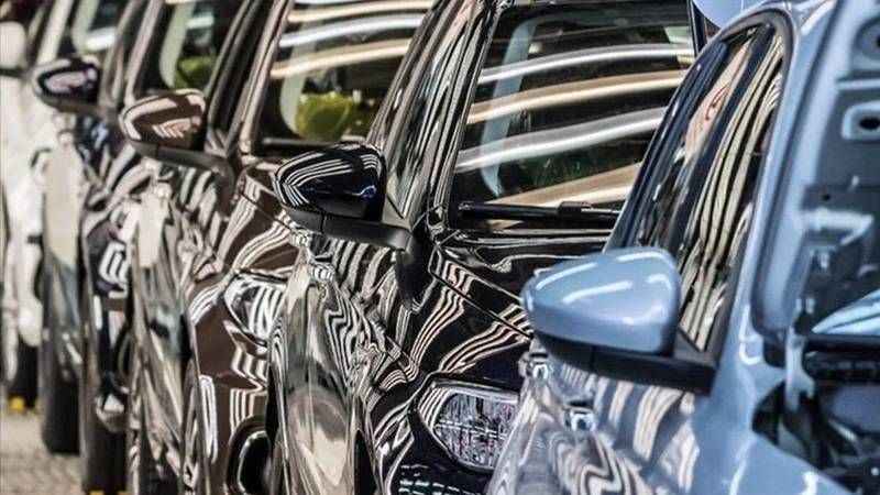 Renault'dan Mayıs şıklığı! 200 bin TL taşıt kredisi fırsatı Renault'dan Mayıs şıklığı! 200 bin TL taşıt kredisi fırsatı
