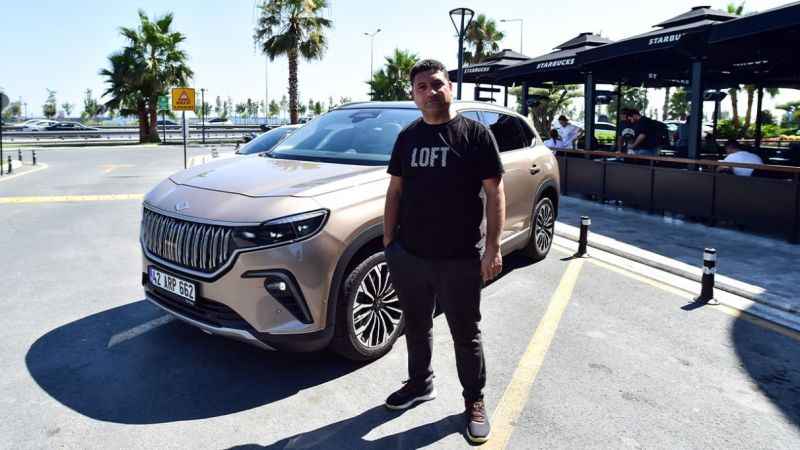 Togg’unu 4 milyon TL’ye satmadı; bir aydır araçtan inmiyor Togg’unu 4 milyon TL’ye satmadı; bir aydır araçtan inmiyor