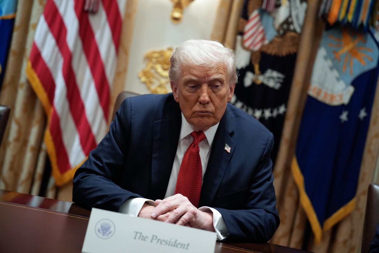 ABD Başkanı Trump: "Çin'e yüzde 155 oranında gümrük vergisi uygulanacak" ABD Başkanı Trump: "Çin'e yüzde 155 oranında gümrük vergisi uygulanacak"