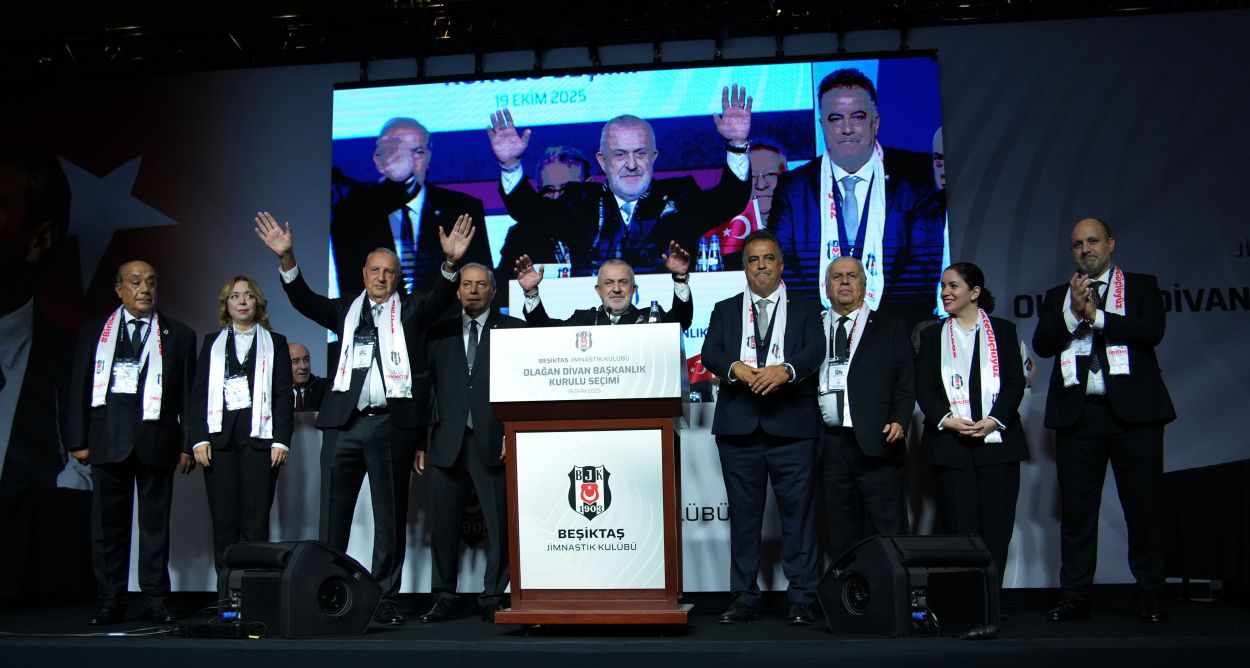 Ahmet Ürkmezgil, Beşiktaş divan kurulu başkanı oldu Ahmet Ürkmezgil, Beşiktaş divan kurulu başkanı oldu