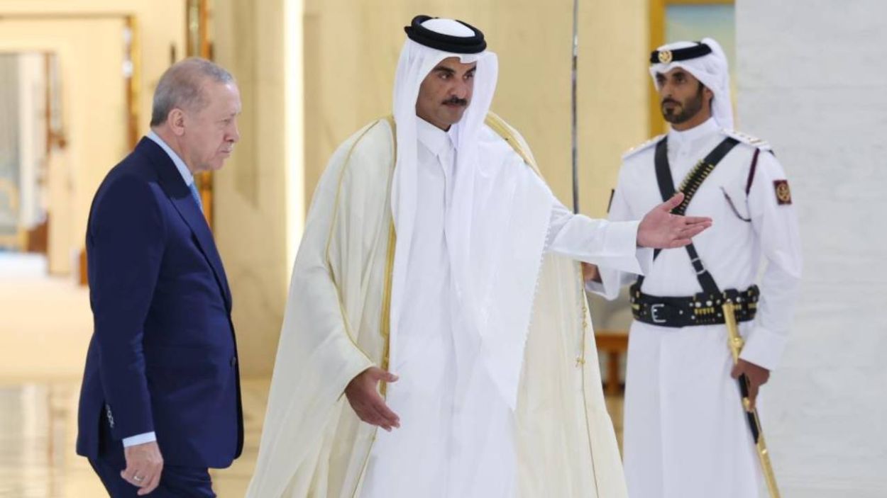 Erdoğan'ın Katar ve Umman ziyareti İsrail'i korkuttu Erdoğan'ın Katar ve Umman ziyareti İsrail'i korkuttu