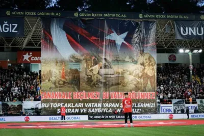 İlk yarı Antalyaspor, ikinci yarı Fenerbahçe