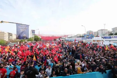 Ekonomik sıkıntı ve hayat pahalılığını yine biz çözeceğiz