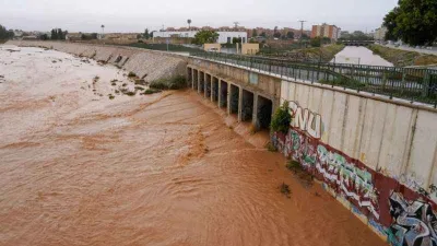 İspanya’da sel felaketi: Okullar tatil