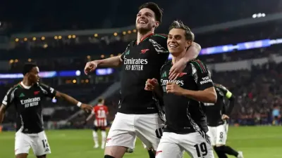 Arsenal'dan Şampiyonlar Ligi'nde tarihi sonuç