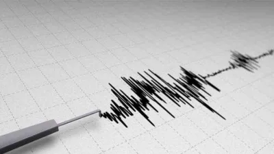 İzmir'de 4,2 büyüklüğünde deprem!
